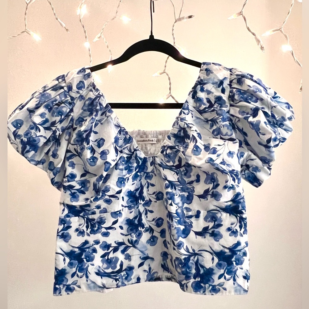 Abercrombie Puff Sleeve Floral Top